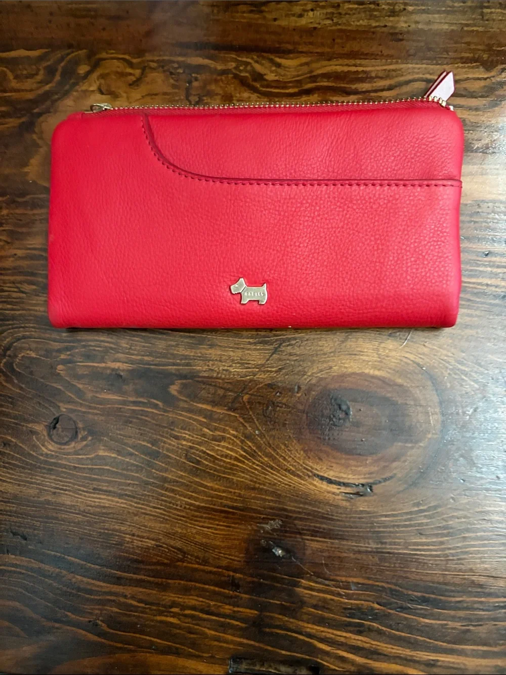 RADLEY LONDON Red Leather Zip Wallet with Scottie Dog Emblem